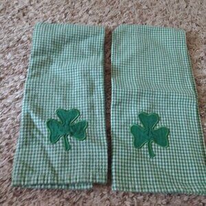 Lot of 2 shamrock dish towels - 100% cotton